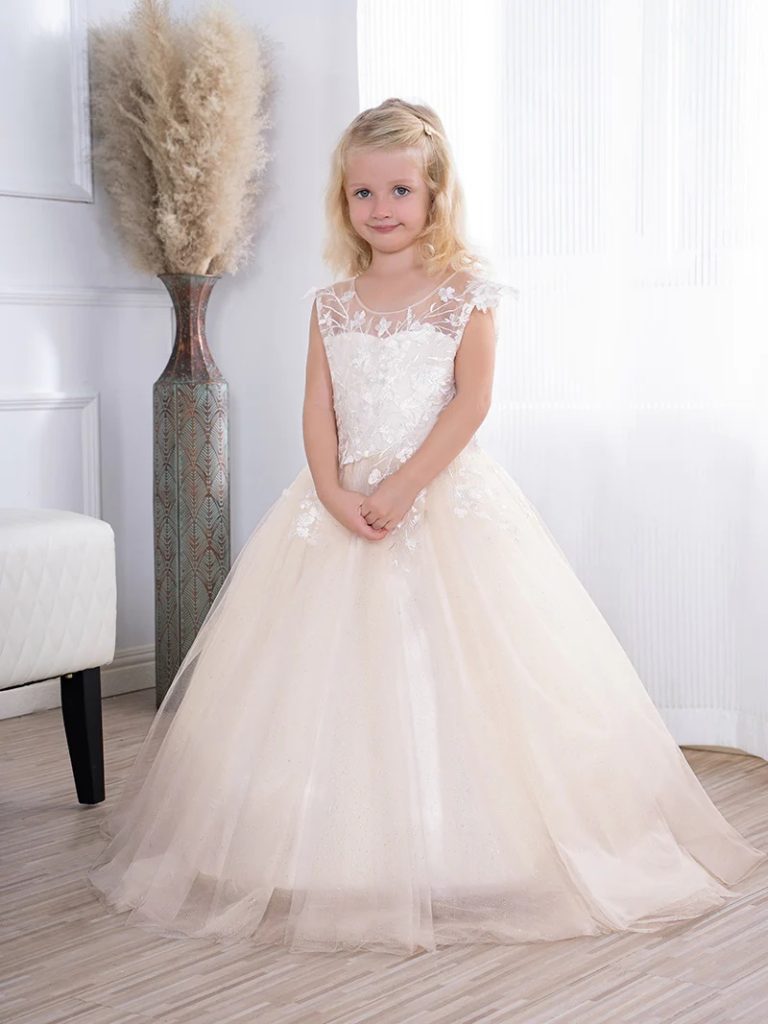 The Best Flower Girl Dresses for the Cute Little Members of Your Bridal Party