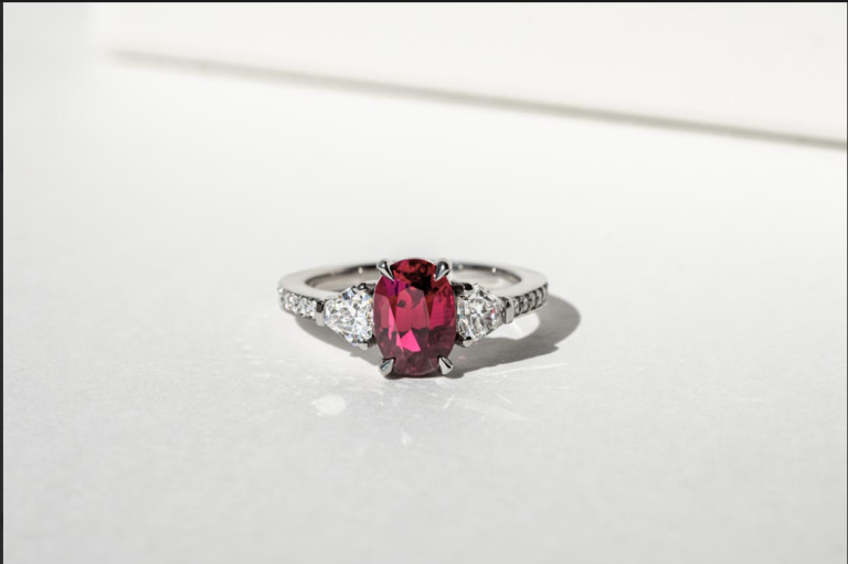 The Rise of the Pink Diamond Engagement Ring: A Guide for 2024