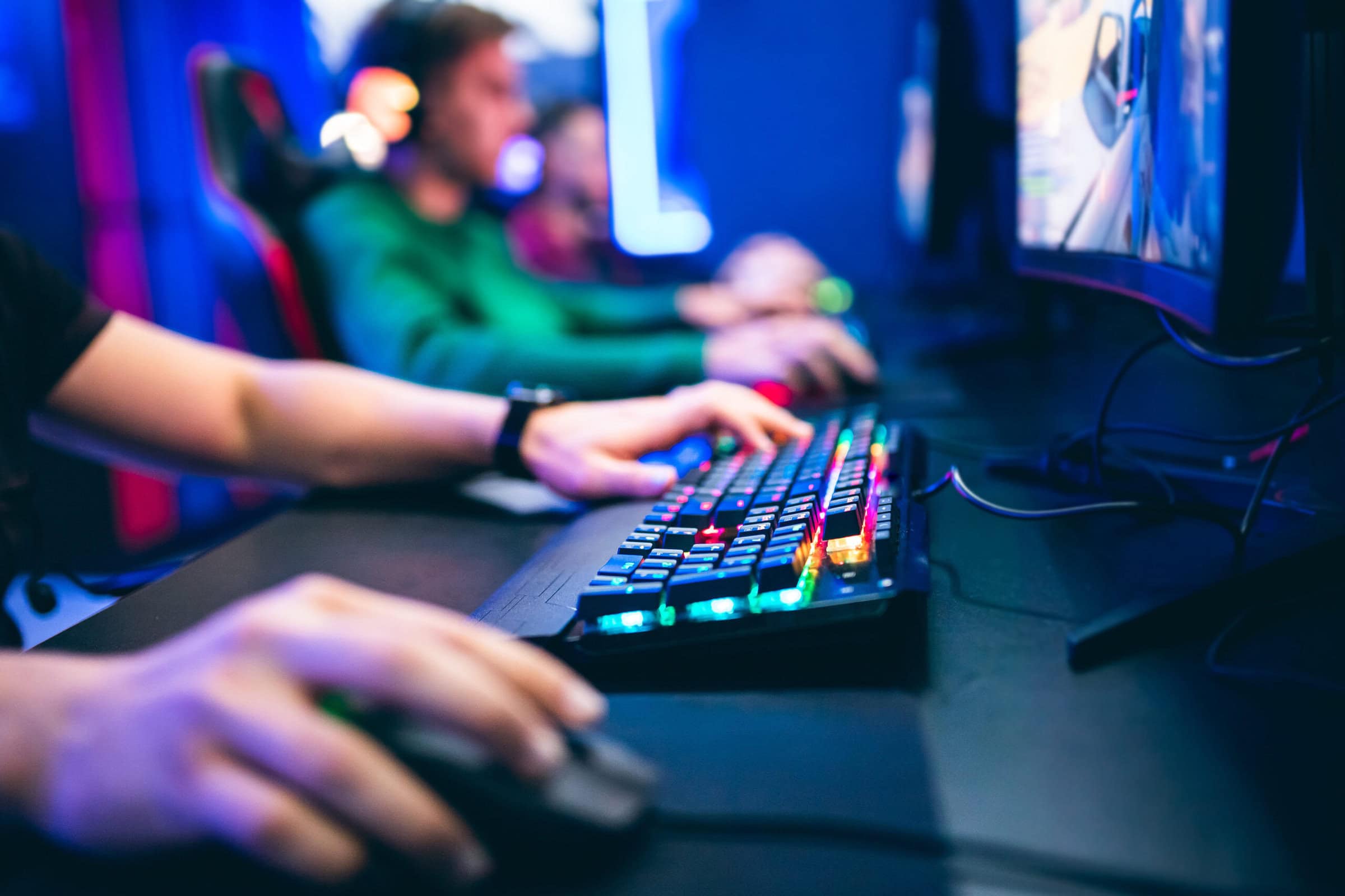 Gamers v Non Gamers scaled 1